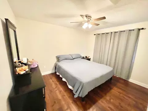 Bedroom - 265 Cornwall Ave #2, Grass Valley, CA 95945 photo 13 of 14