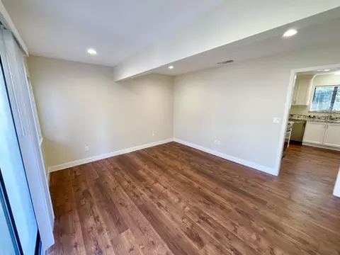 Living - 265 Cornwall Ave #2, Grass Valley, CA 95945 photo 8 of 12