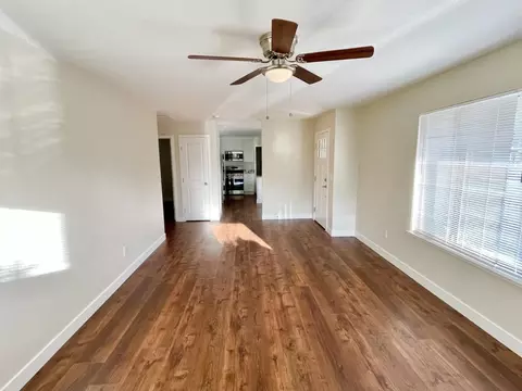 Living - 265 Cornwall Ave #2, Grass Valley, CA 95945 photo 3 of 12