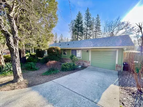 Exterior - 265 Cornwall Ave #2, Grass Valley, CA 95945 photo 12 of 15