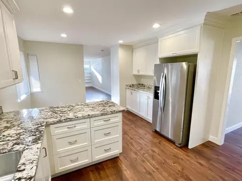 Kitchen - 265 Cornwall Ave #2, Grass Valley, CA 95945 photo 4 of 12
