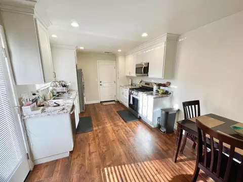 Kitchen - 265 Cornwall Ave #2, Grass Valley, CA 95945 photo 8 of 12