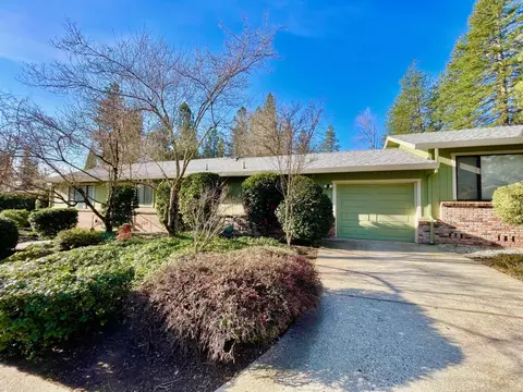 Exterior - 265 Cornwall Ave #2, Grass Valley, CA 95945 photo 6 of 15