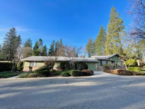 Exterior - 265 Cornwall Ave #2, Grass Valley, CA 95945 photo 4 of 15
