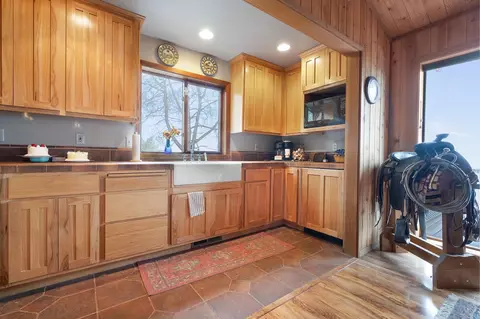 Kitchen - 4800 Abbey Rd, Placerville, CA 95667 photo 6 of 6