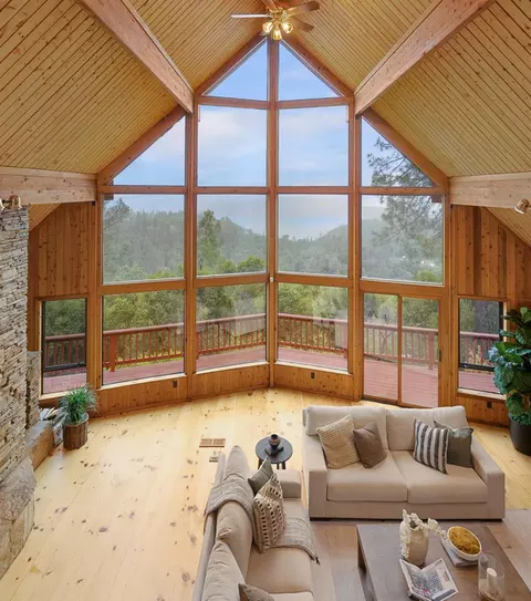 Living - 4800 Abbey Rd, Placerville, CA 95667 photo 4 of 14