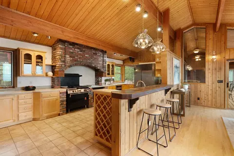 Kitchen - 4800 Abbey Rd, Placerville, CA 95667 photo 2 of 6