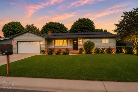 1269 Crest Dr, Yuba City, CA 95993