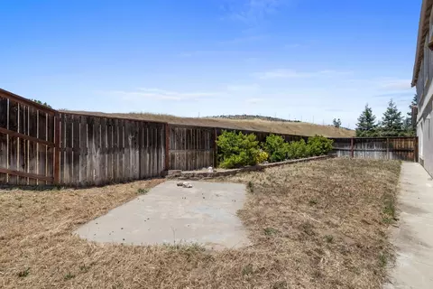 Exterior - 9360 Jacks Pl, Patterson, CA 95363 photo 5 of 6
