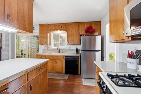 Kitchen - 3356 Ocotillo Way, Modesto, CA 95355 photo 3 of 3