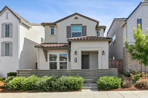 2352 Bronze Star Way, Sacramento, CA 95818