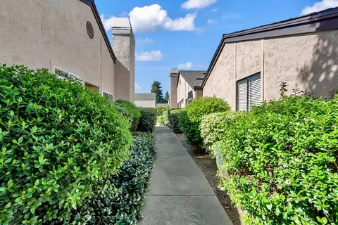 Exterior - 1116 Cedar Creek Dr #4, Modesto, CA 95355 photo 8 of 10