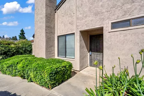 Exterior - 1116 Cedar Creek Dr #4, Modesto, CA 95355 photo 2 of 10