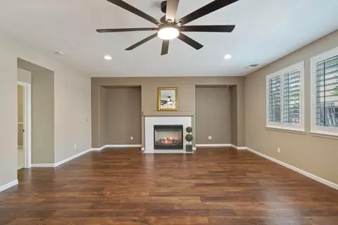 Living - 2604 Temescal Dr, Modesto, CA 95355 photo 6 of 7