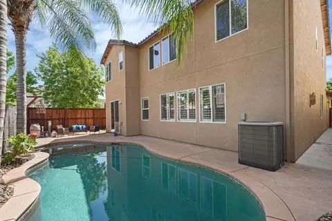 Exterior - 2604 Temescal Dr, Modesto, CA 95355 photo 5 of 7