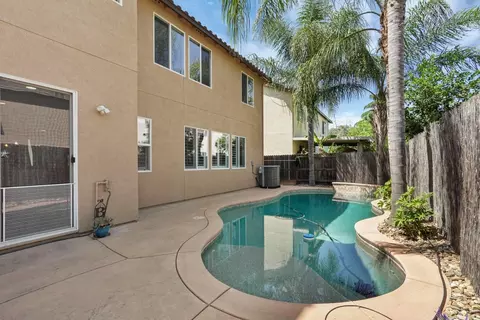 Exterior - 2604 Temescal Dr, Modesto, CA 95355 photo 6 of 7