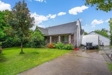 1129 Dewsnup Ave, Gridley, CA 95948