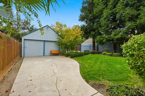 Exterior - 1246 E Canal Dr, Turlock, CA 95380 photo 3 of 5
