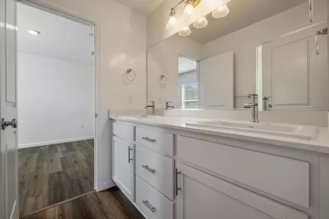 Entry Way - 342 Rubicon Ct, Merced, CA 95341 photo 4 of 11