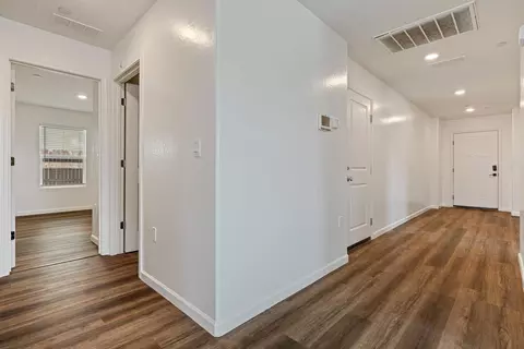 Entry Way - 342 Rubicon Ct, Merced, CA 95341 photo 8 of 11