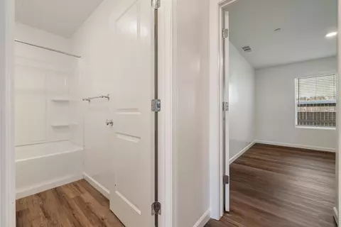 Entry Way - 342 Rubicon Ct, Merced, CA 95341 photo 10 of 11