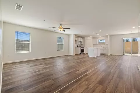 Living - 342 Rubicon Ct, Merced, CA 95341 photo 1 of 5