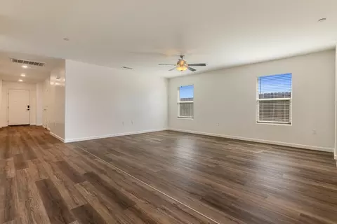 Living - 342 Rubicon Ct, Merced, CA 95341 photo 3 of 5