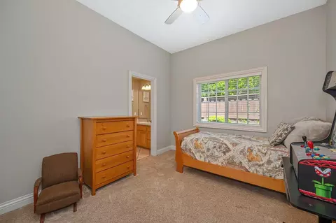 Bedroom - 2514 Regatta Ct, Davis, CA 95618 photo 4 of 5