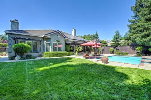 Exterior - 2514 Regatta Ct, Davis, CA 95618 photo 11 of 20