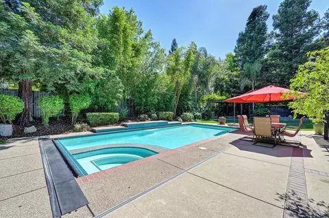 Exterior - 2514 Regatta Ct, Davis, CA 95618 photo 5 of 20