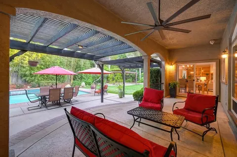 Exterior - 2514 Regatta Ct, Davis, CA 95618 photo 18 of 20