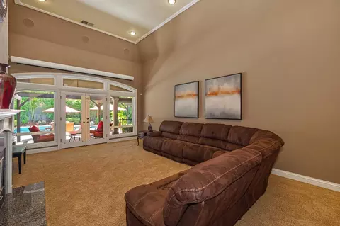 Living - 2514 Regatta Ct, Davis, CA 95618 photo 2 of 5