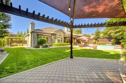 Exterior - 2514 Regatta Ct, Davis, CA 95618 photo 13 of 20
