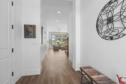 Entry Way - 263 Quail Creek Dr, Copperopolis, CA 95228 photo 2 of 4