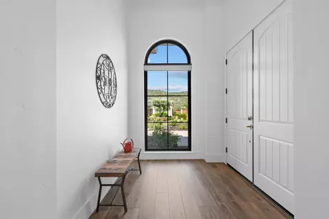 Entry Way - 263 Quail Creek Dr, Copperopolis, CA 95228 photo 4 of 4