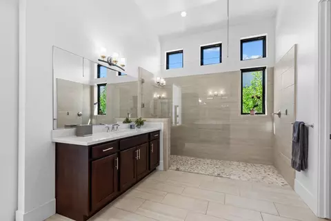 Bath - 263 Quail Creek Dr, Copperopolis, CA 95228 photo 4 of 9