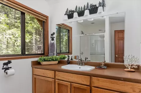 Bath - 4522 Jibway Dr, Camp Connell, CA 95223 photo 4 of 4