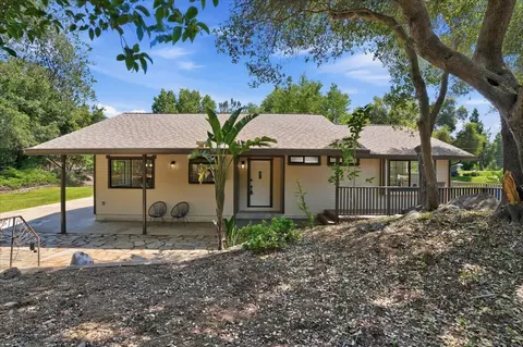 6990 Couey Ln, Penryn, CA 95663