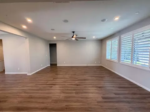 Living - 3935 Deergrass Cir, Rocklin, CA 95677 photo 1 of 2