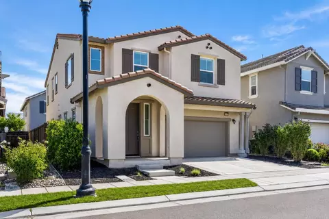 Exterior - 270 E Phelps Dr, Mountain House, CA 95391 photo 5 of 11