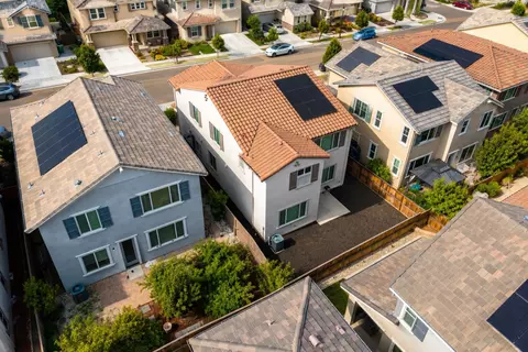 View/Area - 270 E Phelps Dr, Mountain House, CA 95391 photo 9 of 14