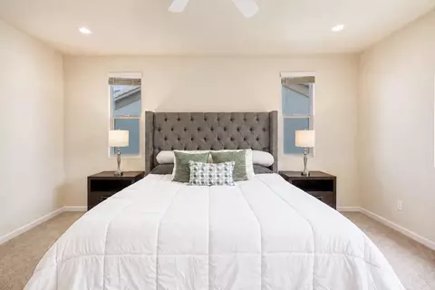Bedroom - 270 E Phelps Dr, Mountain House, CA 95391 photo 4 of 9