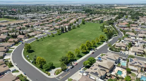 View/Area - 1046 Shady Grove St, Manteca, CA 95336 photo 4 of 5