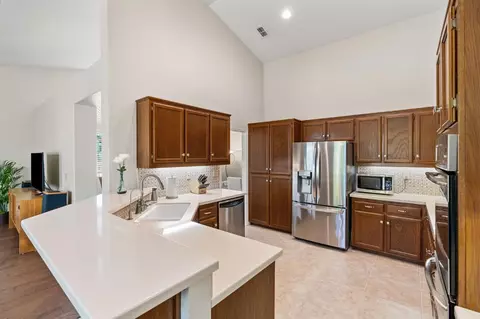 Kitchen - 2741 Fleet Cir, Rocklin, CA 95765 photo 4 of 5