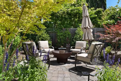 Exterior - 2741 Fleet Cir, Rocklin, CA 95765 photo 4 of 13