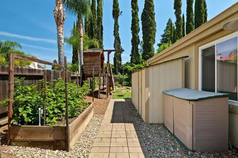 Exterior - 2741 Fleet Cir, Rocklin, CA 95765 photo 8 of 13