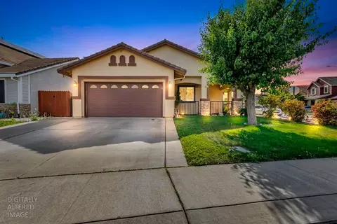 990 Garcia Dr, Woodland, CA 95776