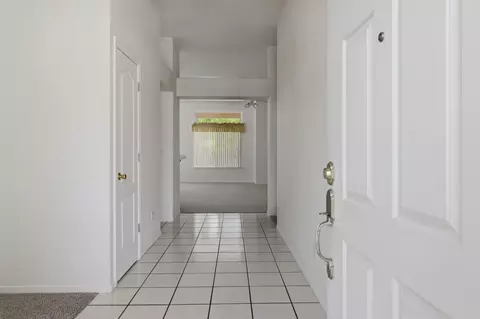 Entry Way - 1738 Winchester Dr, Manteca, CA 95336 photo 1 of 4
