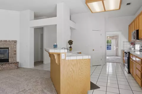 Kitchen - 1738 Winchester Dr, Manteca, CA 95336 photo 5 of 6