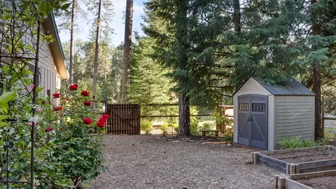 Exterior - 5827 Silverleaf Dr, Foresthill, CA 95631 photo 37 of 45